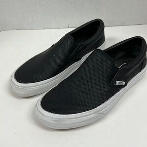 Vans Classic Unisex Perforated Leather Slip On Sneakers Men 5.5/Women 7
